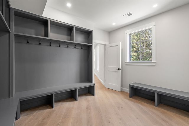 53 Crestview Rd, Belmont, MA 02478