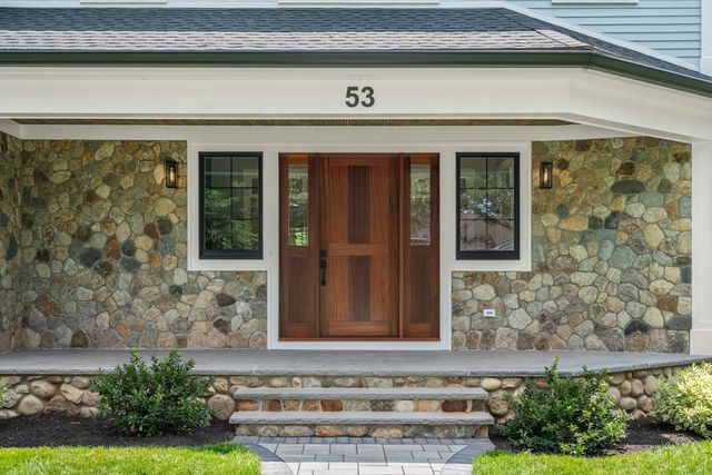 53 Crestview Rd, Belmont, MA 02478