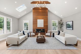 53 Crestview Rd, Belmont, MA 02478