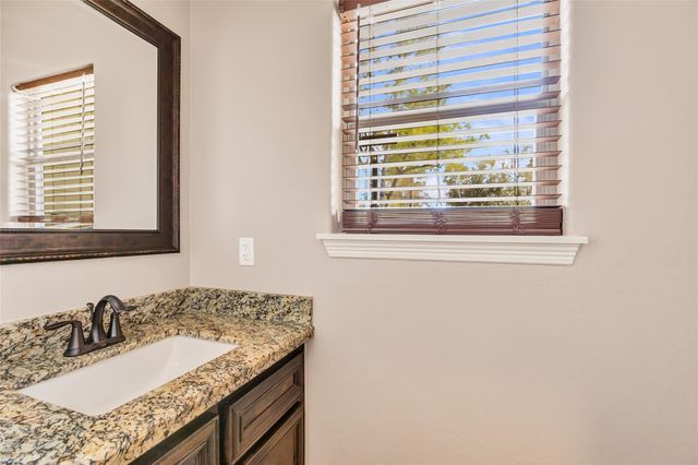 1911 Papoose Trail, Crosby, TX 77532