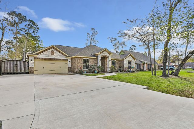 1911 Papoose Trail, Crosby, TX 77532