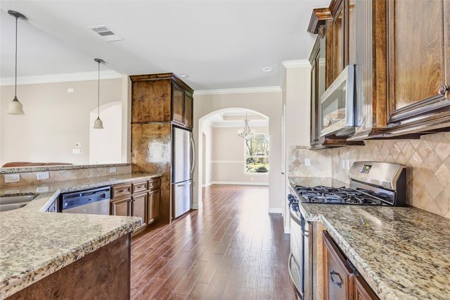 1911 Papoose Trail, Crosby, TX 77532