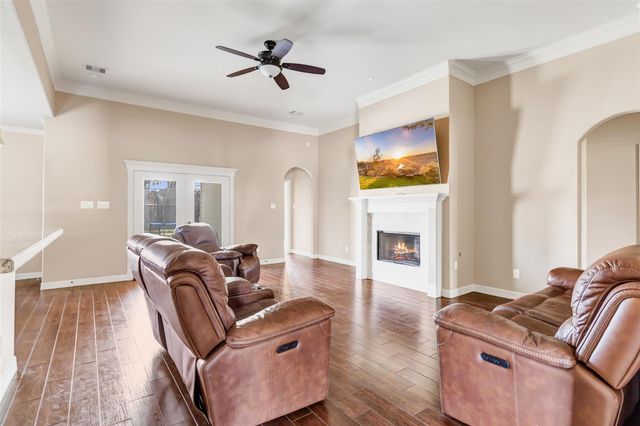 1911 Papoose Trail, Crosby, TX 77532