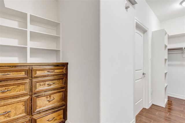 1911 Papoose Trail, Crosby, TX 77532