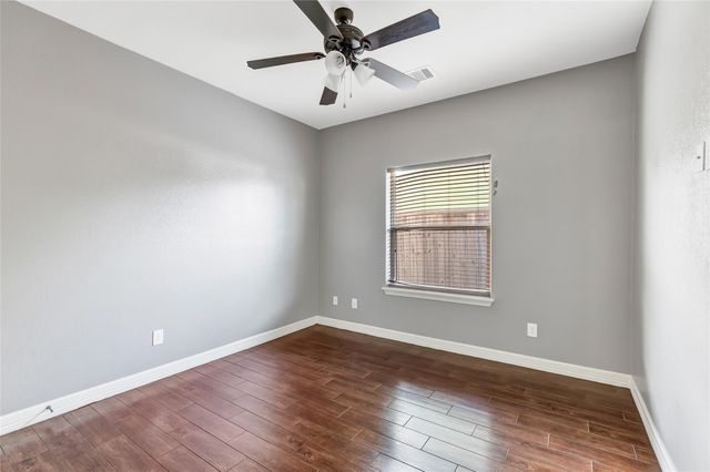 1911 Papoose Trail, Crosby, TX 77532