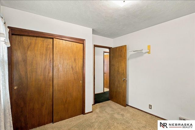 4739 Laurel Avenue, Omaha, NE 68104