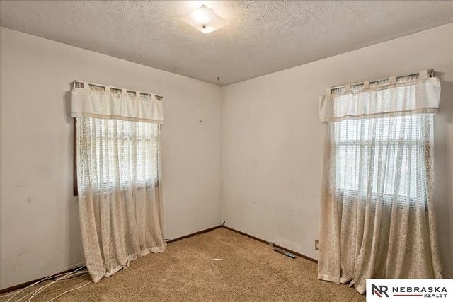 4739 Laurel Avenue, Omaha, NE 68104