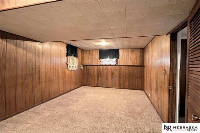 4739 Laurel Avenue, Omaha, NE 68104