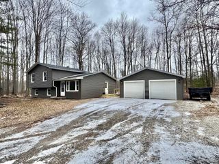219 S Nine Mile Road, Lee Twp, MI 48640