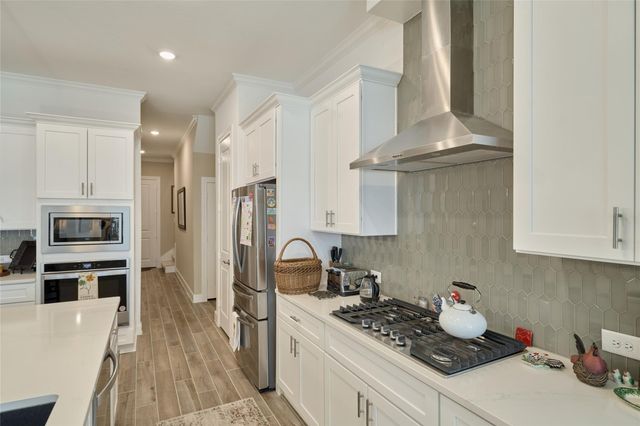 230 Connemara Drive, The Woodlands, TX 77382