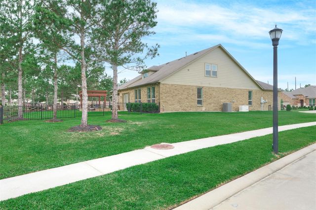 230 Connemara Drive, The Woodlands, TX 77382