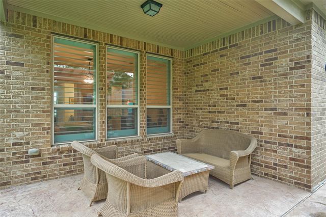 230 Connemara Drive, The Woodlands, TX 77382