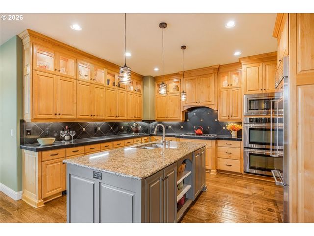 10279 Sw SITKA Ct, Tualatin, OR 97062