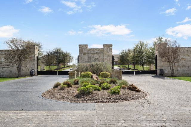 224 Bearclaw Circle, Aledo, TX 76008