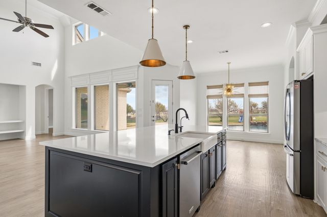 224 Bearclaw Circle, Aledo, TX 76008