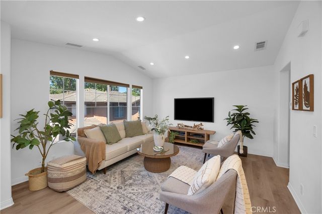 10 Iron Bark, Aliso Viejo, CA 92656
