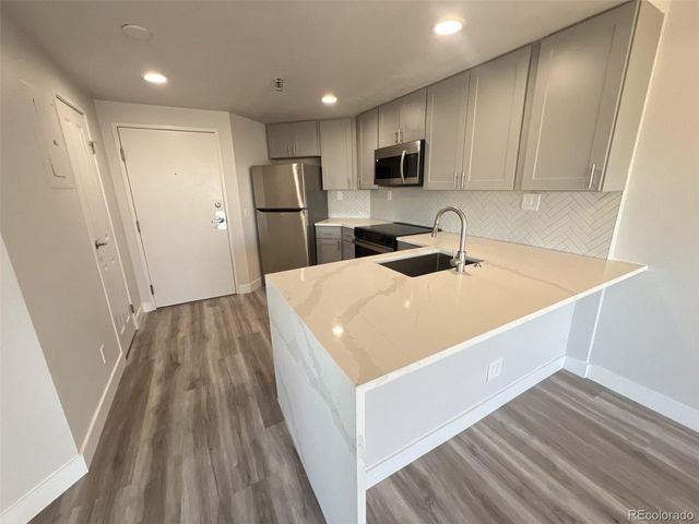 100 Park Ave W 1405, Denver, CO 80205