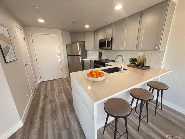100 Park Ave W 1405, Denver, CO 80205