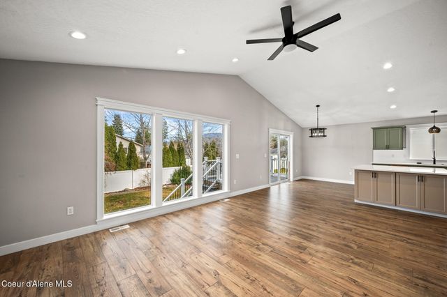 1201 W Edgewood CIR, Coeur D'alene, ID 83815