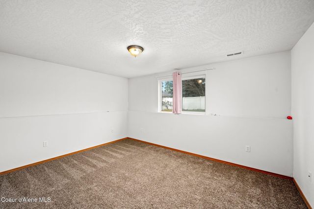 1201 W Edgewood CIR, Coeur D'alene, ID 83815