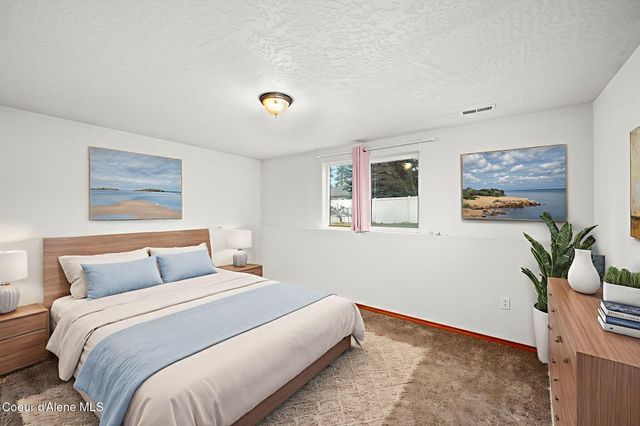 1201 W Edgewood CIR, Coeur D'alene, ID 83815