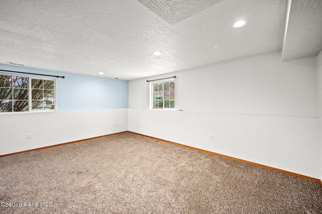 1201 W Edgewood CIR, Coeur D'alene, ID 83815