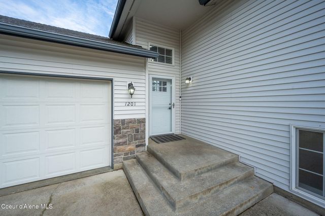 1201 W Edgewood CIR, Coeur D'alene, ID 83815