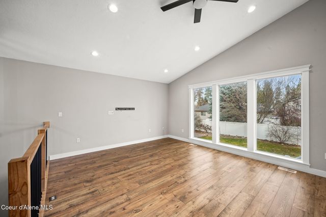 1201 W Edgewood CIR, Coeur D'alene, ID 83815