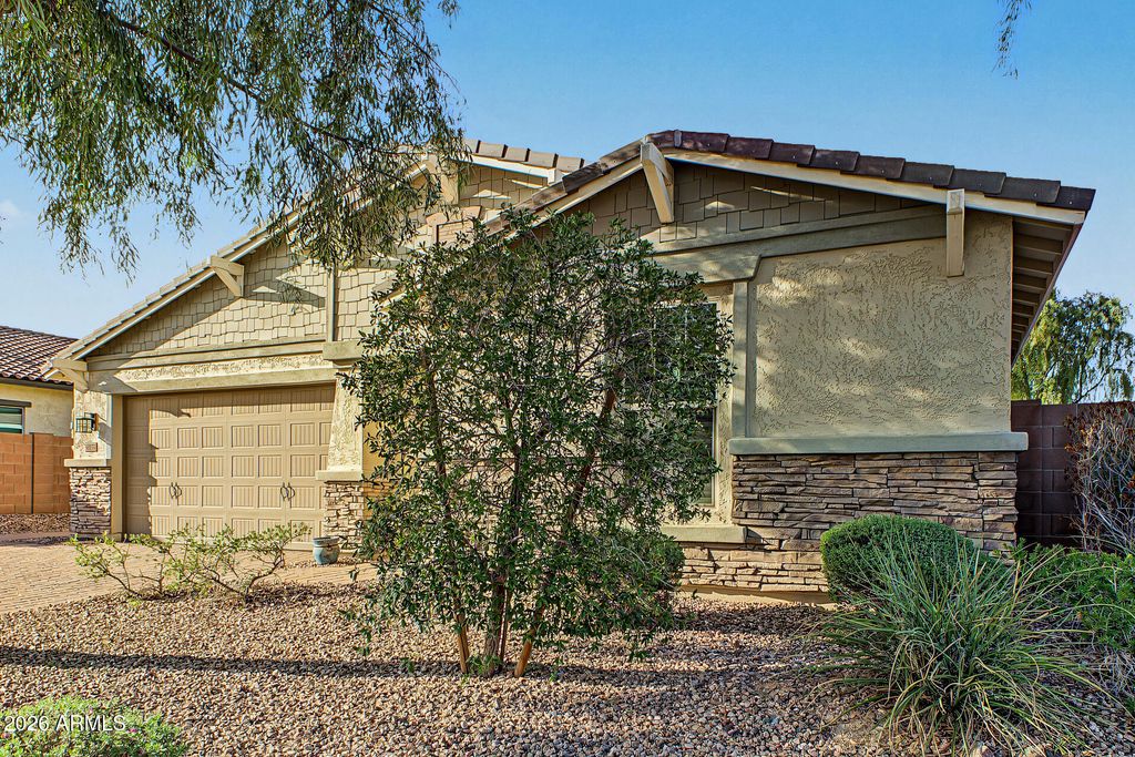 18576 W PIERSON Street, Goodyear, AZ 85395 — photo 2
