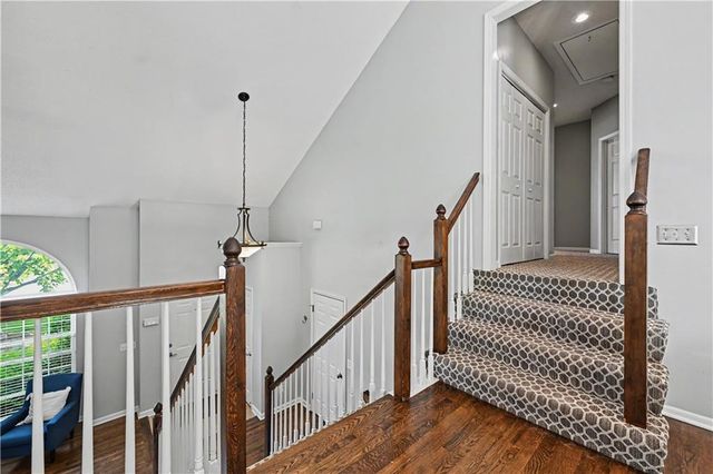 17013 E 43rd Street S, Independence, MO 64055