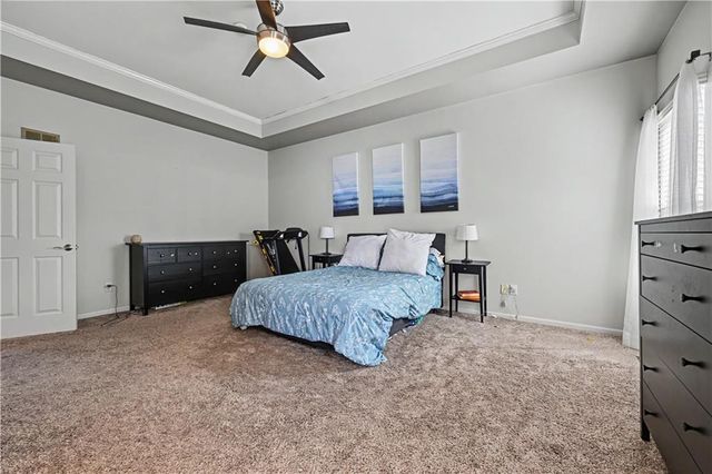 17013 E 43rd Street S, Independence, MO 64055
