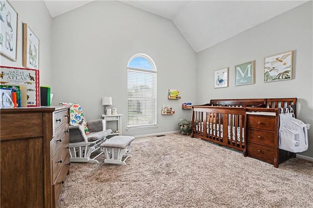 17013 E 43rd Street S, Independence, MO 64055