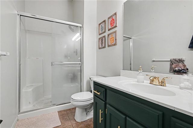 17013 E 43rd Street S, Independence, MO 64055