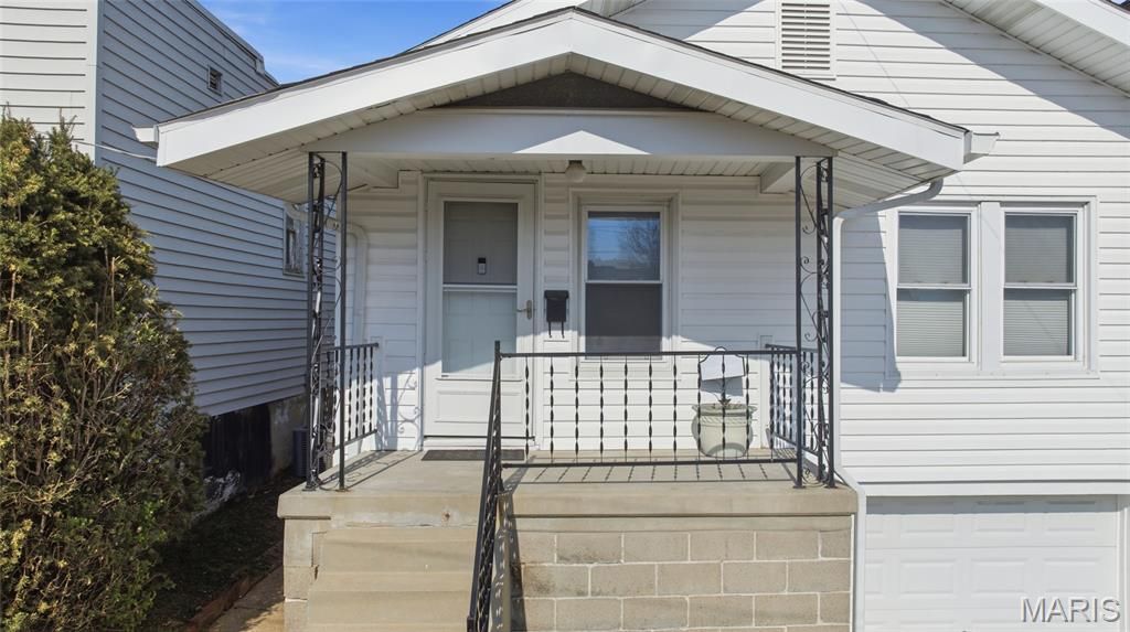 4609 Milentz Avenue, St Louis, MO 63116