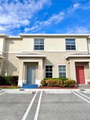544 NE 4th St 544, Florida City, FL 33034