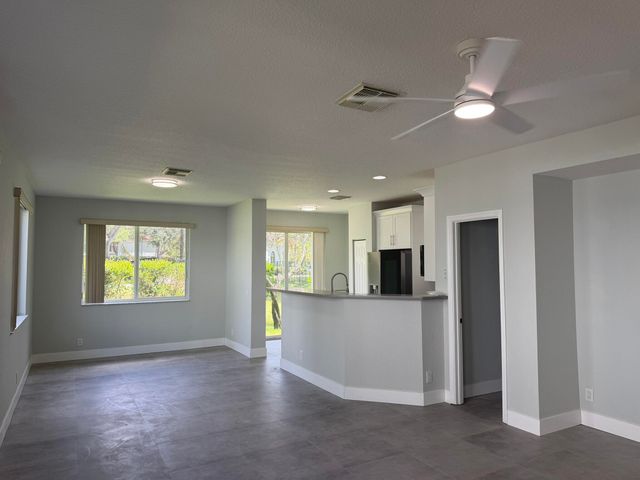 3251 LAUREL RIDGE Circle, Riviera Beach, FL 33404
