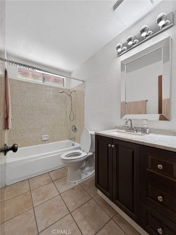 7451 Diamond, Riverside, CA 92504