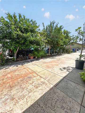 7451 Diamond, Riverside, CA 92504