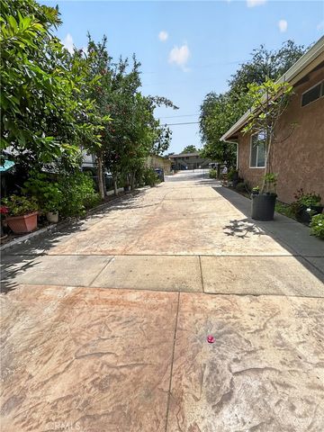 7451 Diamond, Riverside, CA 92504