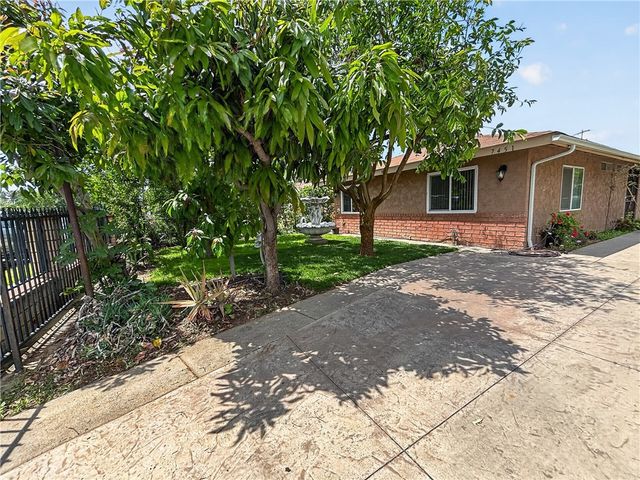 7451 Diamond, Riverside, CA 92504