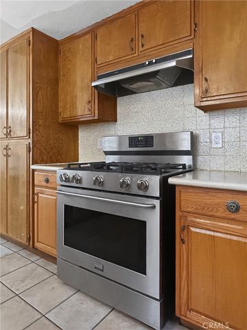 7451 Diamond, Riverside, CA 92504