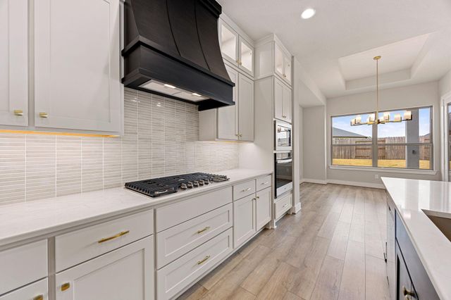 302 Marsh Wren Way, Magnolia, TX 77354