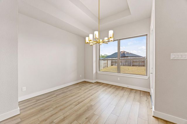 302 Marsh Wren Way, Magnolia, TX 77354