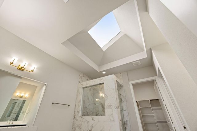 302 Marsh Wren Way, Magnolia, TX 77354