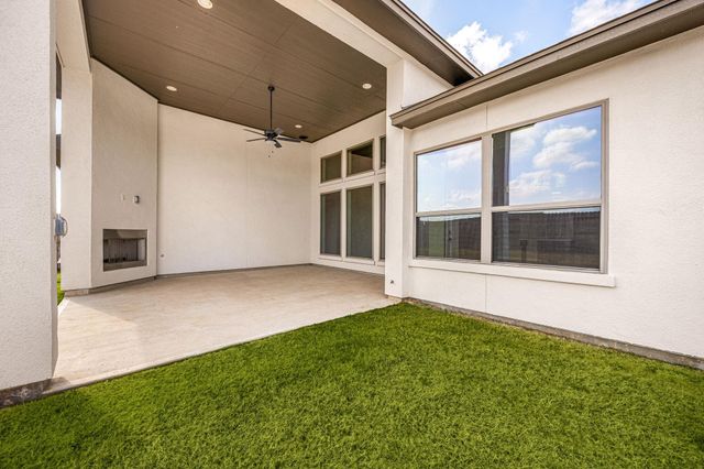 302 Marsh Wren Way, Magnolia, TX 77354