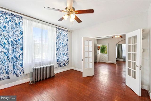 124 ARNOLD RD, Ardmore, PA 19003