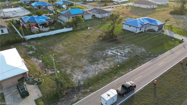 1708 Kismet PKWY W, Cape Coral, FL 33993