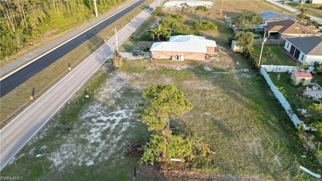 1708 Kismet PKWY W, Cape Coral, FL 33993