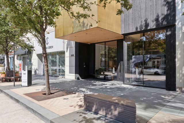2408 Victory Park Lane 741, Dallas, TX 75219