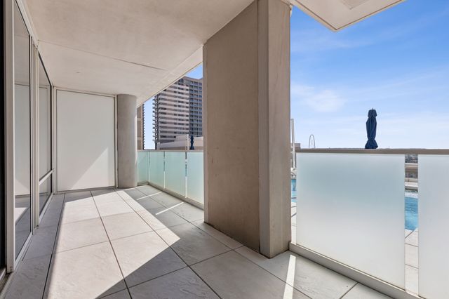 2408 Victory Park Lane 741, Dallas, TX 75219